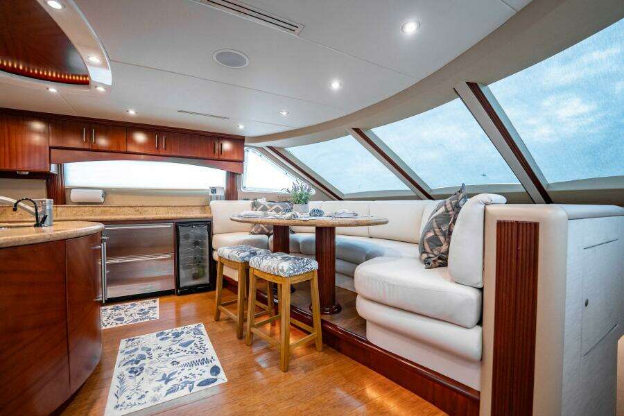 Water Ranch 80ft Lazzara Yachts Yacht For Sale