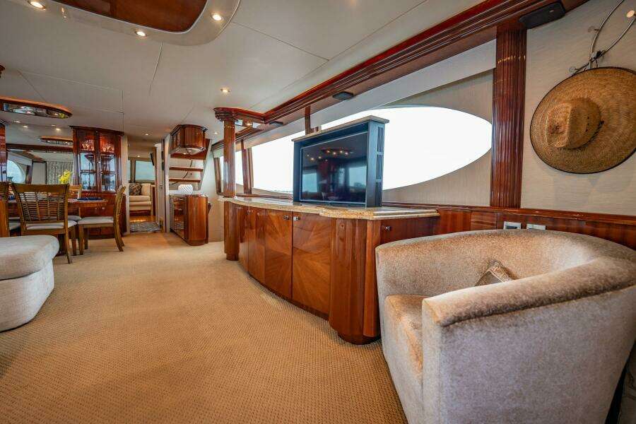 Water Ranch 80ft Lazzara Yachts Yacht For Sale