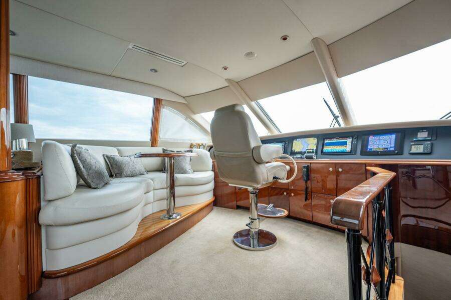 Water Ranch 80ft Lazzara Yachts Yacht For Sale
