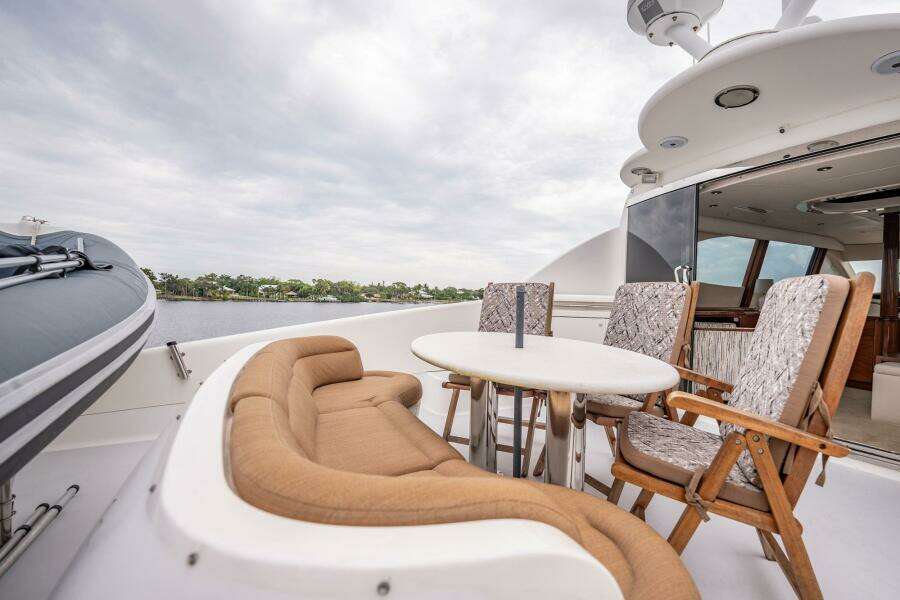 Water Ranch 80ft Lazzara Yachts Yacht For Sale