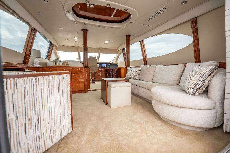 Water Ranch 80ft Lazzara Yachts Yacht For Sale