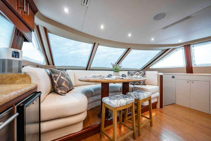 Water Ranch 80ft Lazzara Yachts Yacht For Sale
