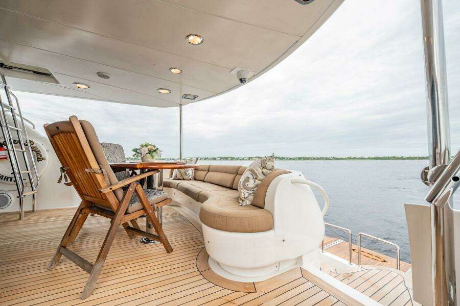 Water Ranch 80ft Lazzara Yachts Yacht For Sale