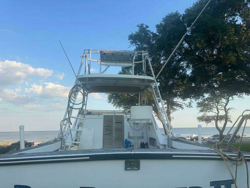 Rip Runner II 28ft Topaz Yacht For Sale