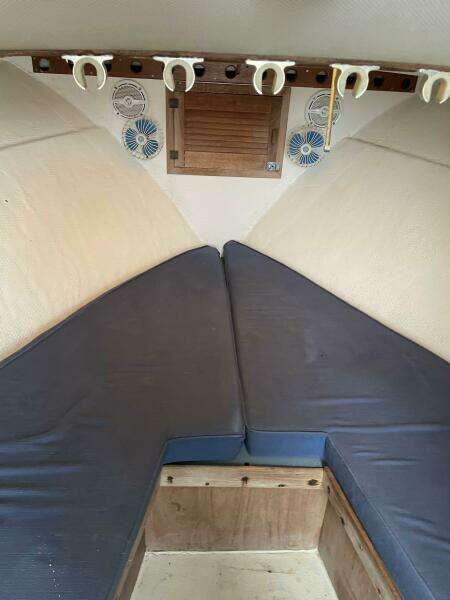 Rip Runner II 28ft Topaz Yacht For Sale