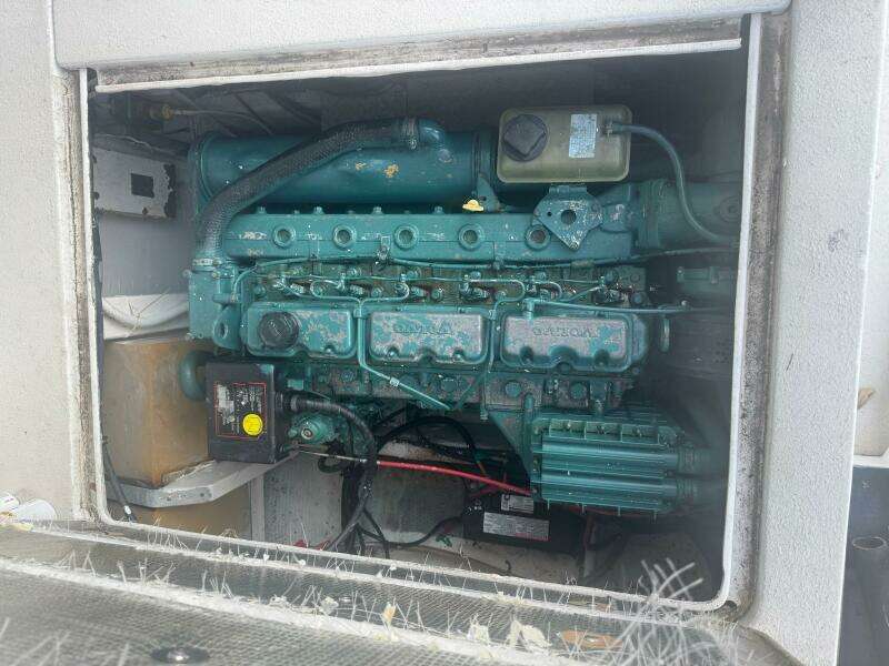 Rip Runner II 28ft Topaz Yacht For Sale