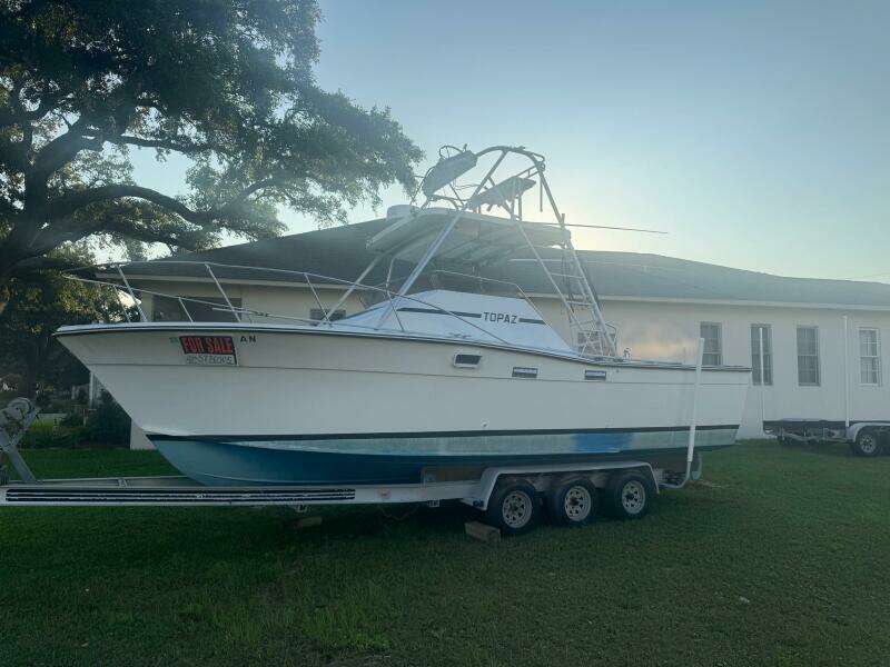 Rip Runner II 28ft Topaz Yacht For Sale