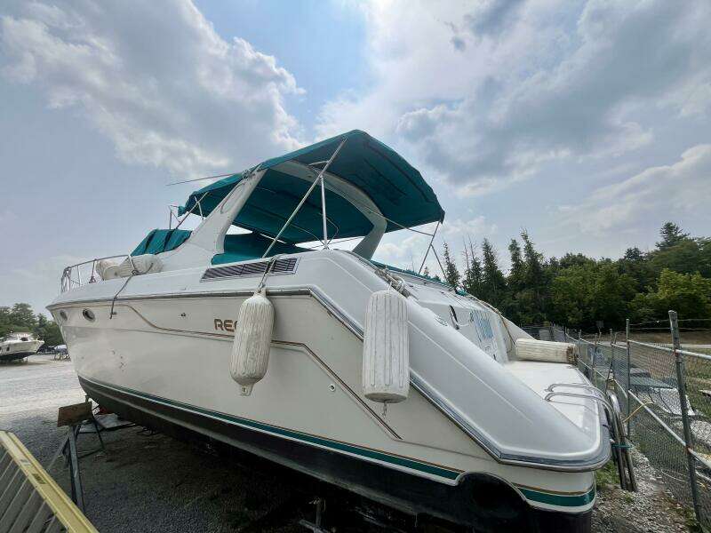 40ft Regal Yacht For Sale