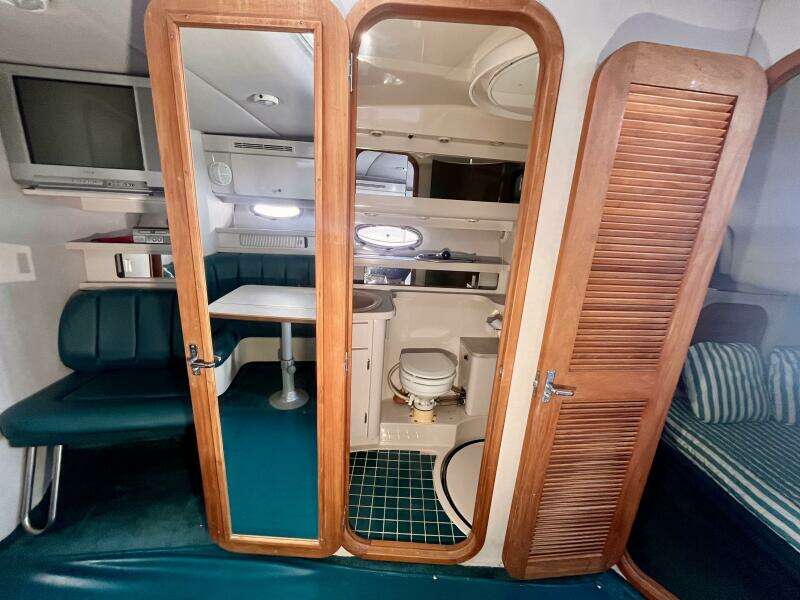 40ft Regal Yacht For Sale