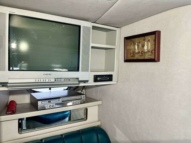 40ft Regal Yacht For Sale