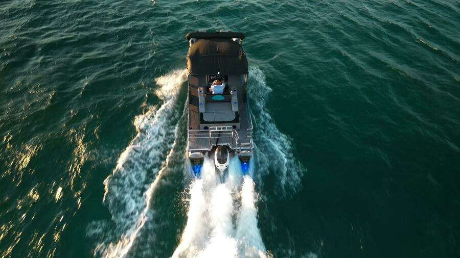 30ft Vision Yacht For Sale