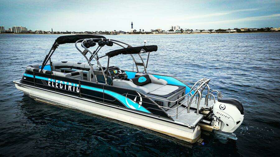 30ft Vision Yacht For Sale