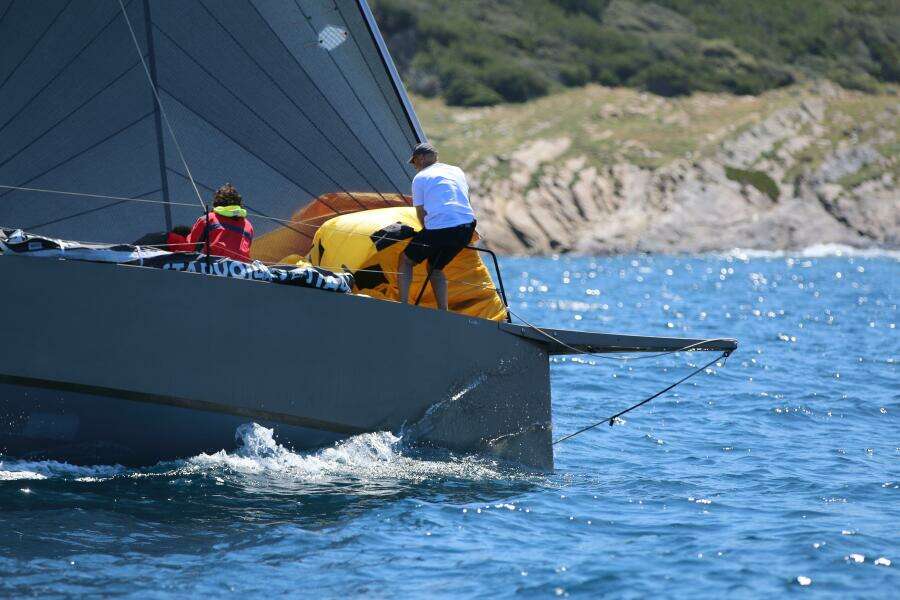 65ft Black Pepper Yacht For Sale