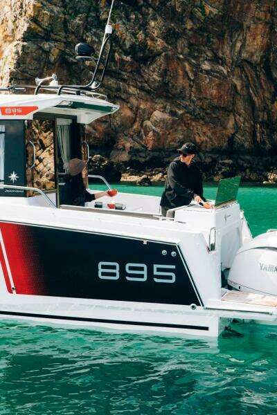 29ft Jeanneau Yacht For Sale