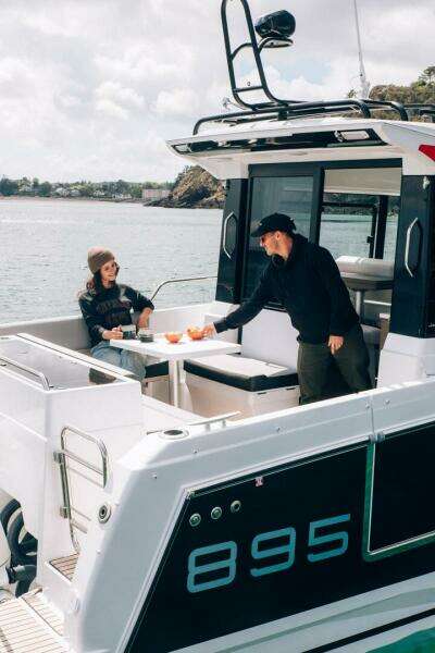 29ft Jeanneau Yacht For Sale