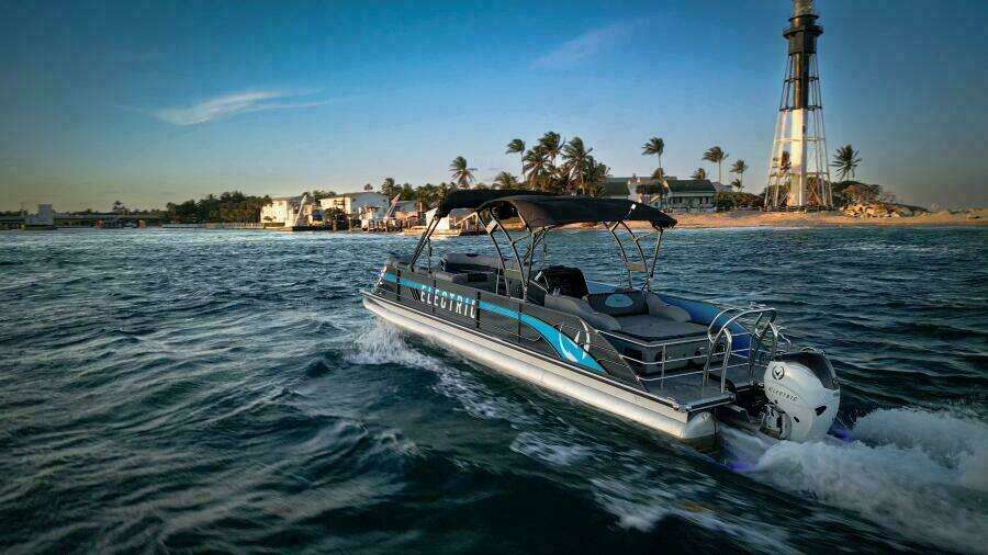 30ft Vision Yacht For Sale