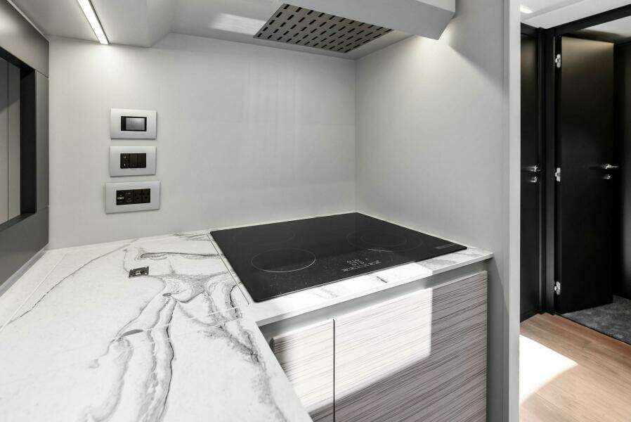 2024 Pershing 6X galley
