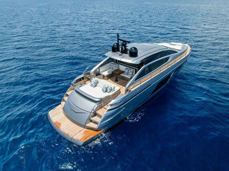 2024 Pershing 6X