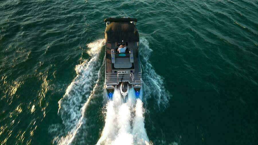 30ft Vision Yacht For Sale