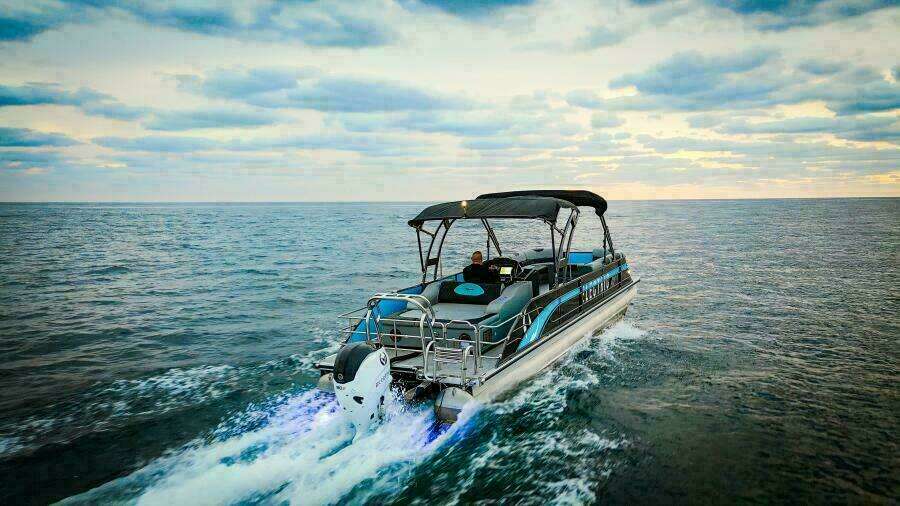 30ft Vision Yacht For Sale