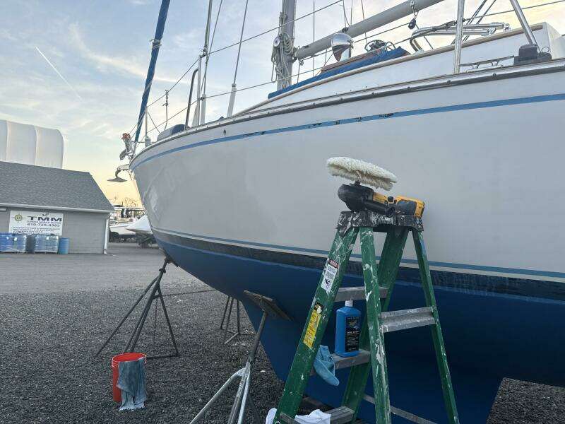 32ft Morgan Yacht For Sale