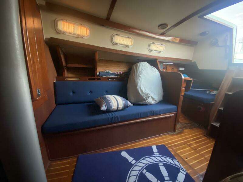 32ft Morgan Yacht For Sale