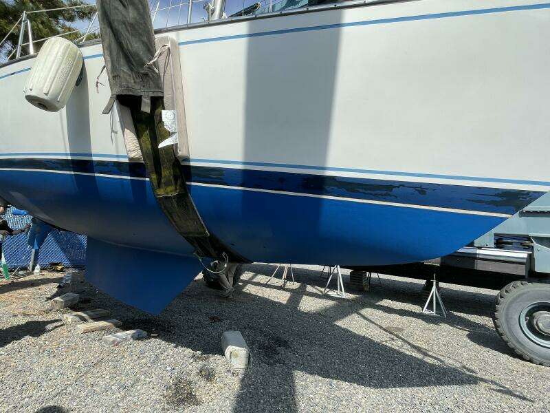 32ft Morgan Yacht For Sale
