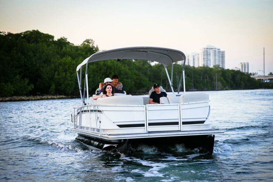 24ft Vision Yacht For Sale
