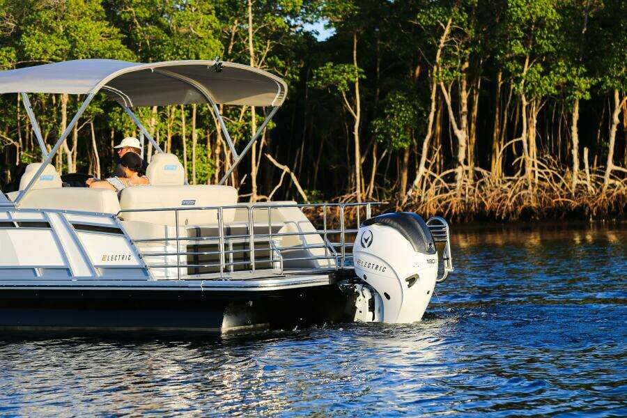 24ft Vision Yacht For Sale