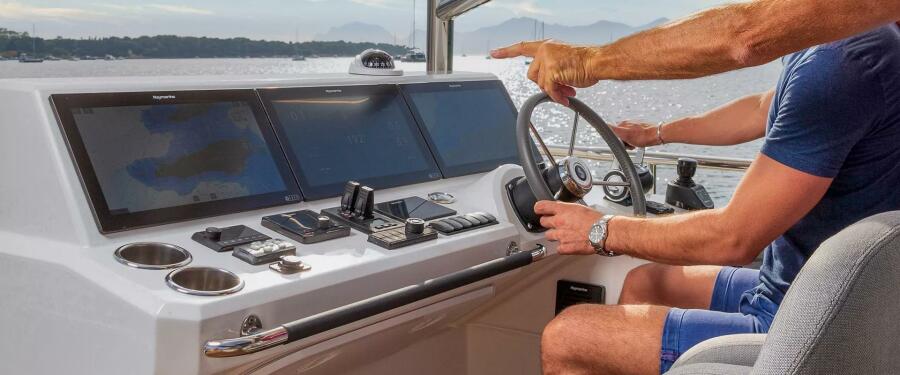 2027 Beneteau Grand Trawler
