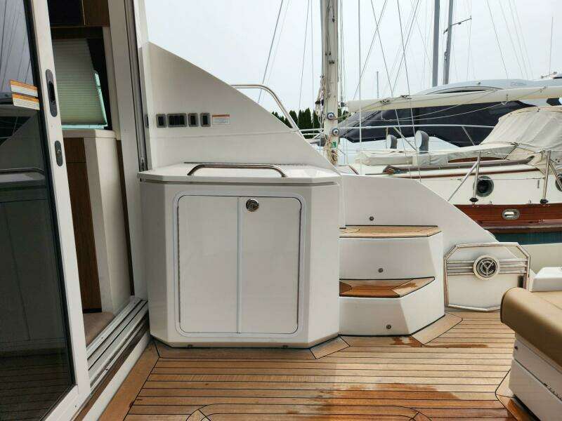 41ft Cruisers Yachts Yacht For Sale
