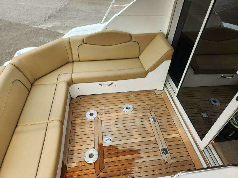 41ft Cruisers Yachts Yacht For Sale