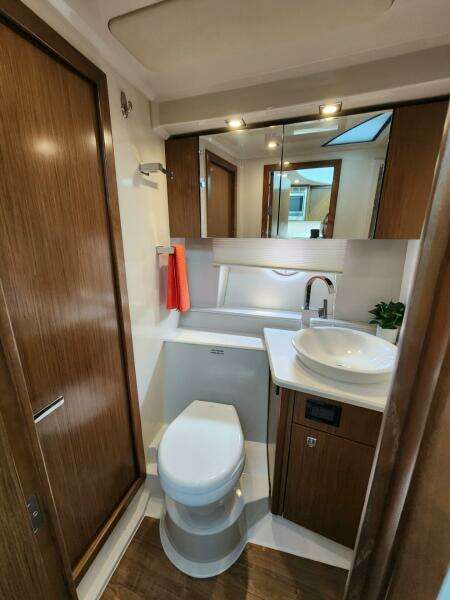41ft Cruisers Yachts Yacht For Sale