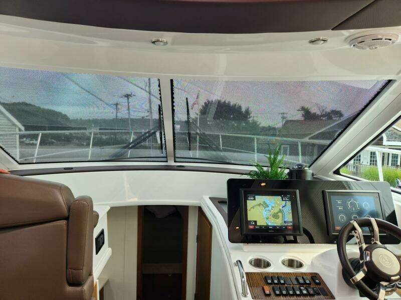 41ft Cruisers Yachts Yacht For Sale