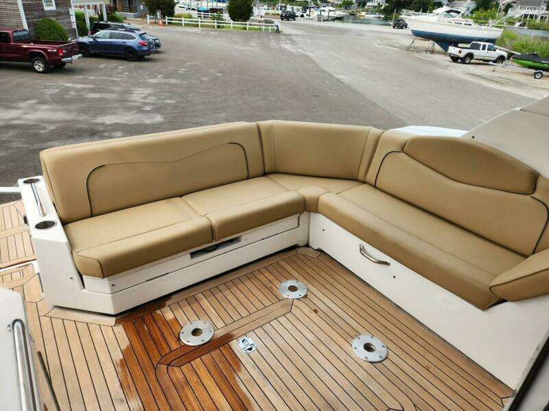 41ft Cruisers Yachts Yacht For Sale
