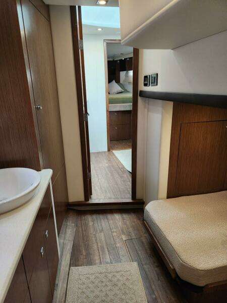 41ft Cruisers Yachts Yacht For Sale