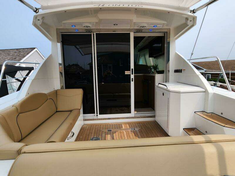 41ft Cruisers Yachts Yacht For Sale