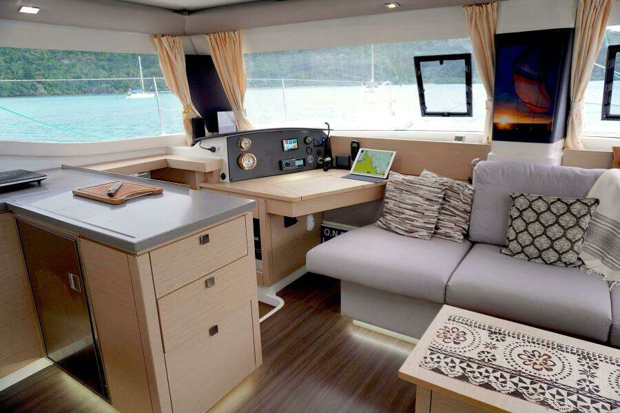 Itiki 43ft Fountaine Pajot Yacht For Sale