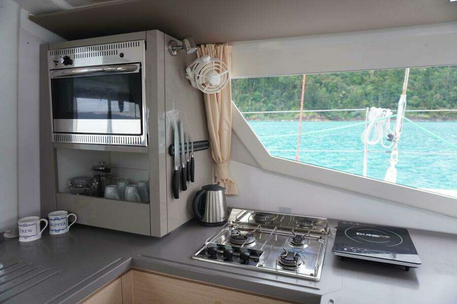 Itiki 43ft Fountaine Pajot Yacht For Sale