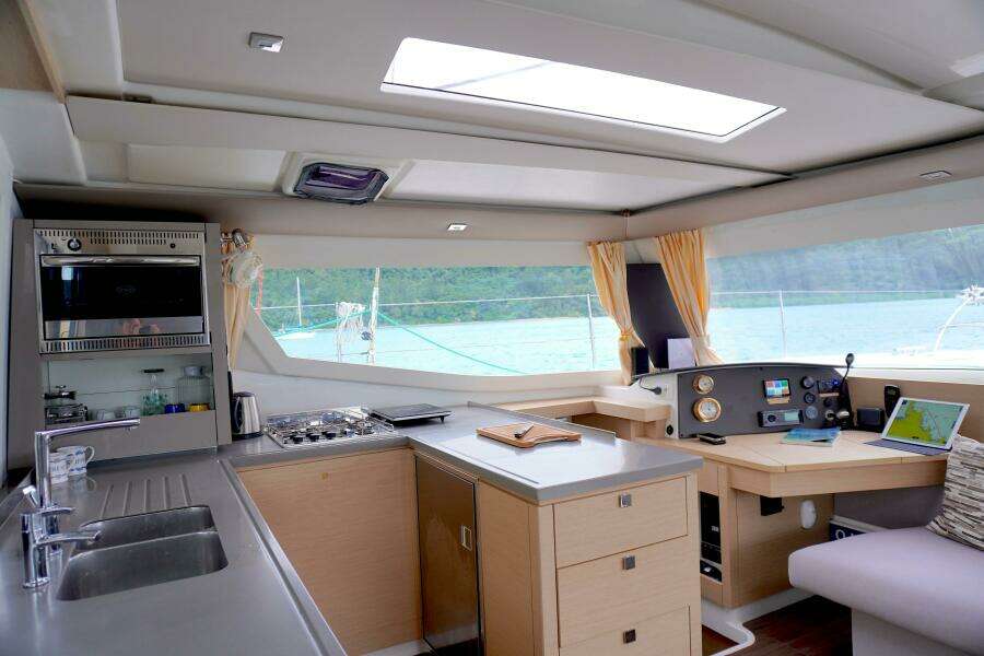 Itiki 43ft Fountaine Pajot Yacht For Sale
