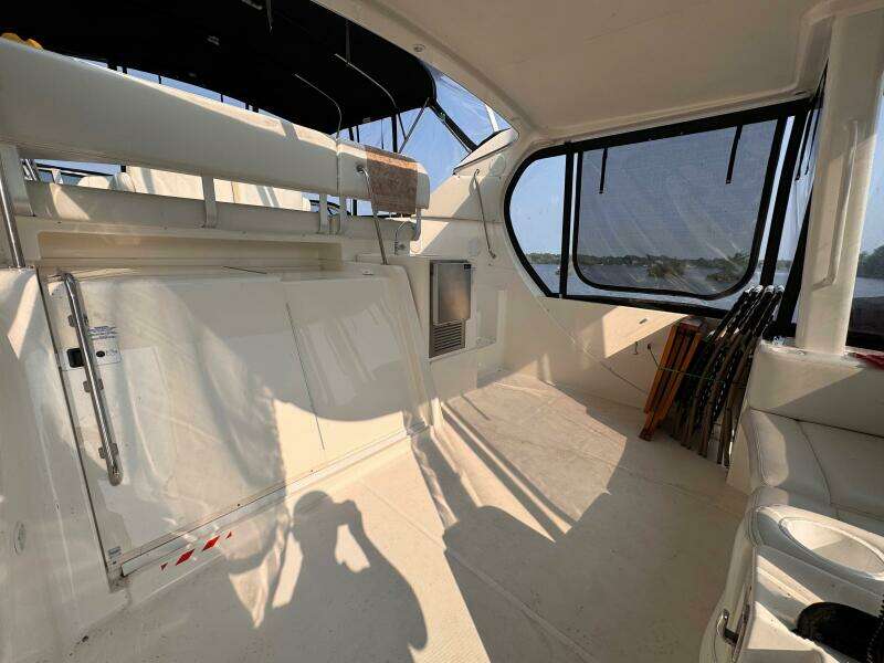Overboard 35ft Silverton Yacht For Sale
