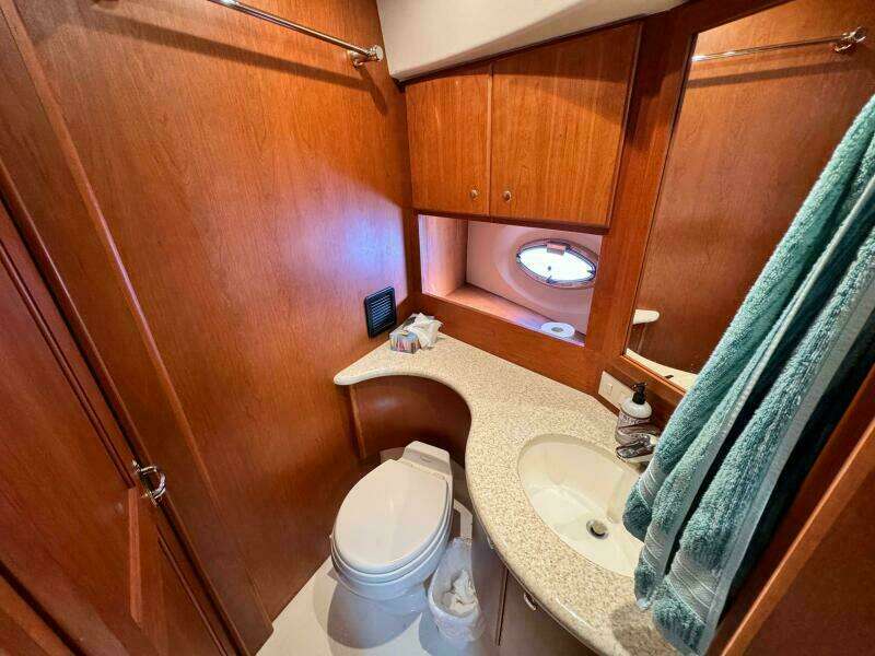 Overboard 35ft Silverton Yacht For Sale