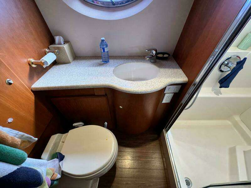 Overboard 35ft Silverton Yacht For Sale