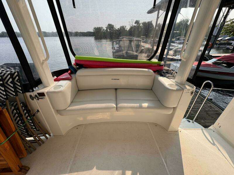 Overboard 35ft Silverton Yacht For Sale