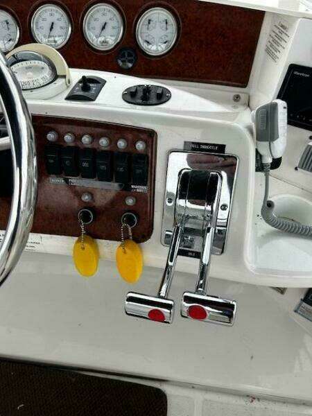 Overboard 35ft Silverton Yacht For Sale