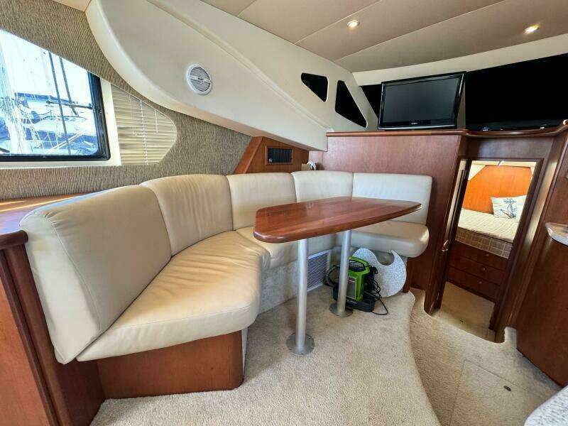 Overboard 35ft Silverton Yacht For Sale