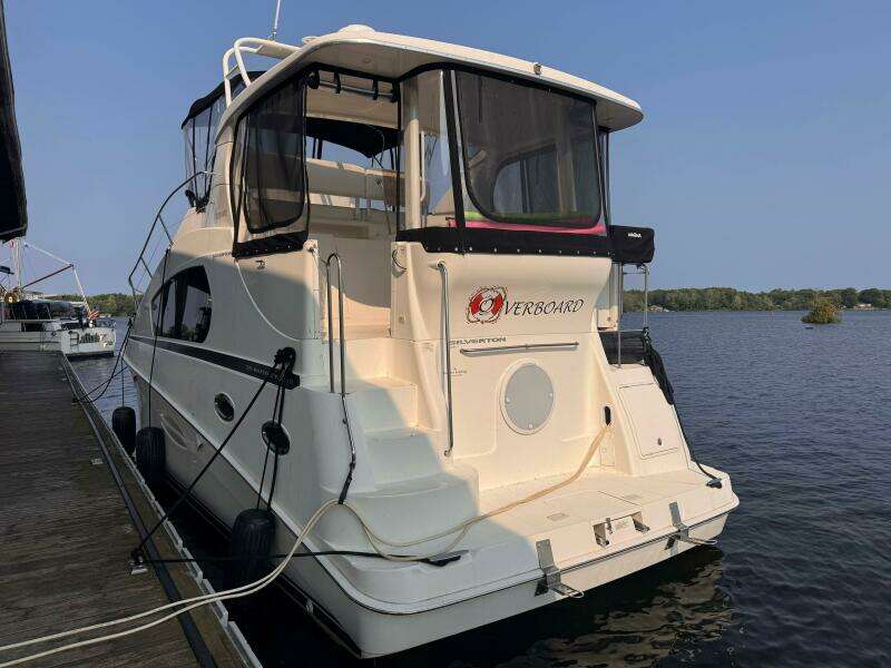 Overboard 35ft Silverton Yacht For Sale