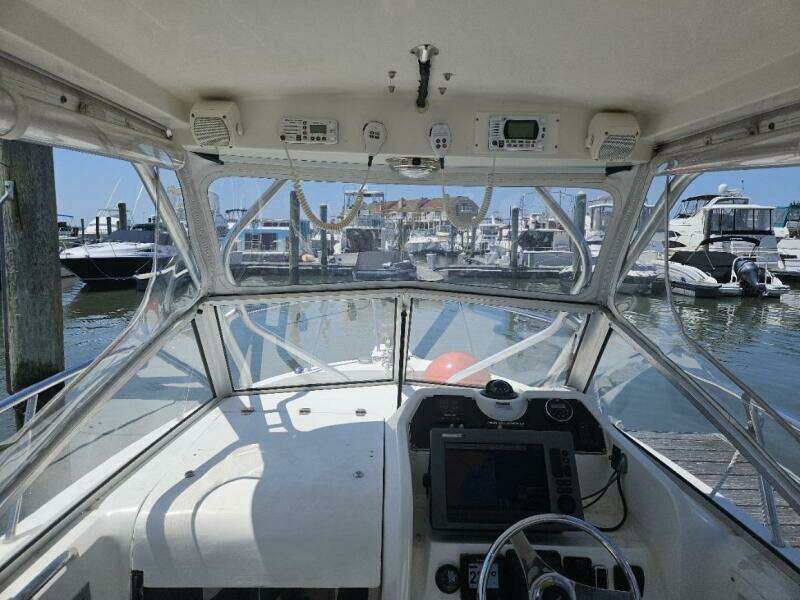 25ft Aquasport Yacht For Sale