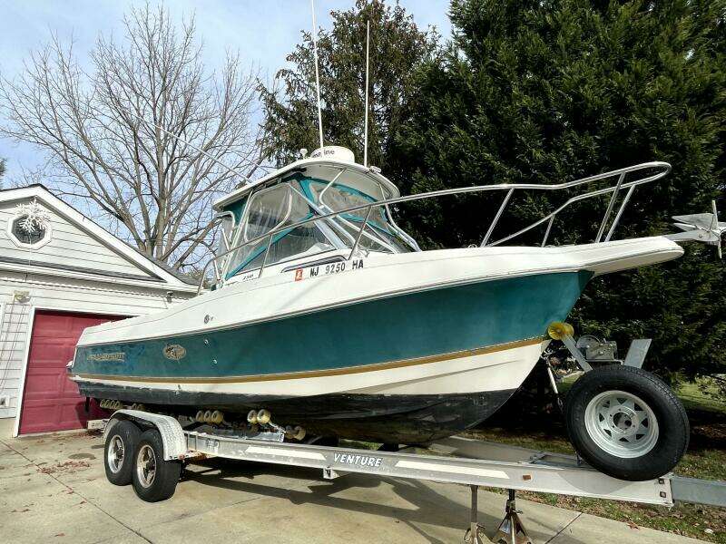 25ft Aquasport Yacht For Sale