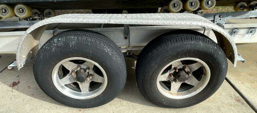 25ft Aquasport Yacht For Sale